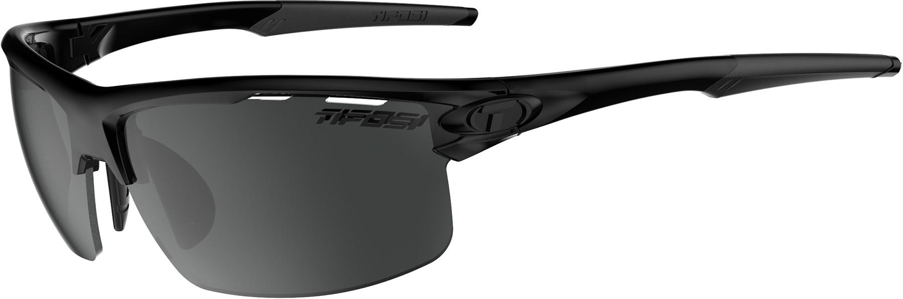 Tifosi Eyewear Rivet Blackout Sunglasses 2023  Smoke/ac Red/clear