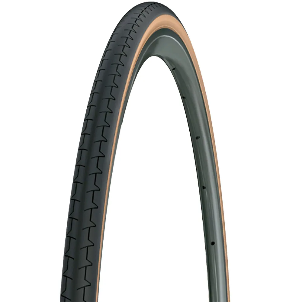 Michelin Dynamic Classic Tyre Black